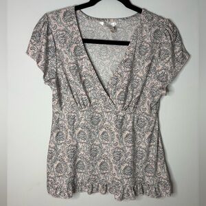 Marilyn Monroe Blouse with Pink and Gray Patterns